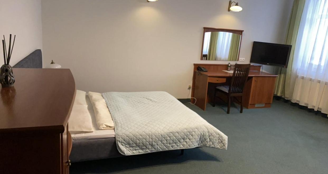 Alabastro Bed & Breakfast โทมาสชูฟ มาโซเวียซกี ภายนอก รูปภาพ